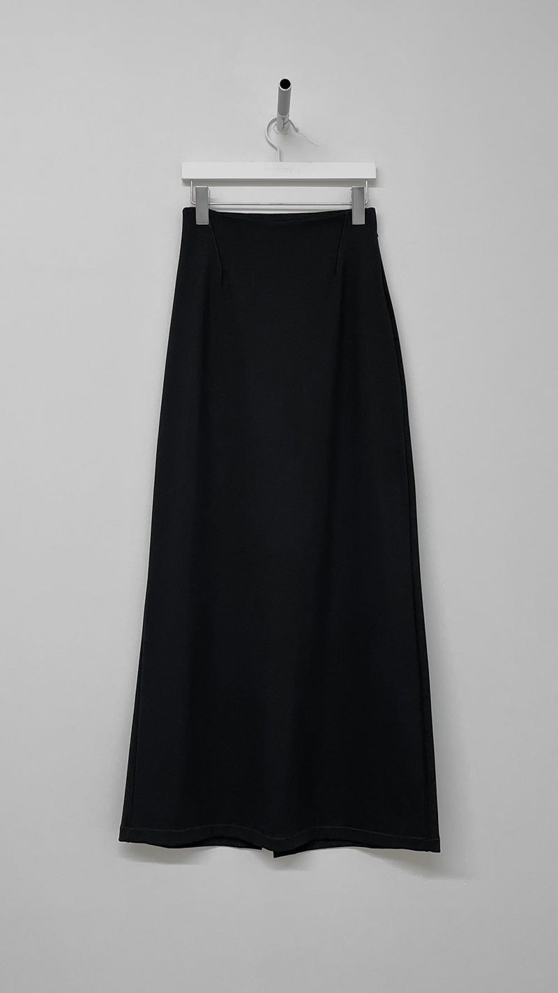 STITCH MAXI SKIRT