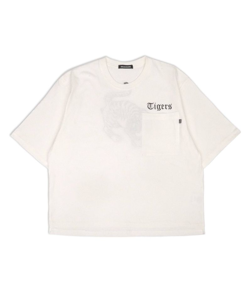BOOK ON THE PARK（ブックオンザパーク）の「Tiger T-shirt（Tops）」