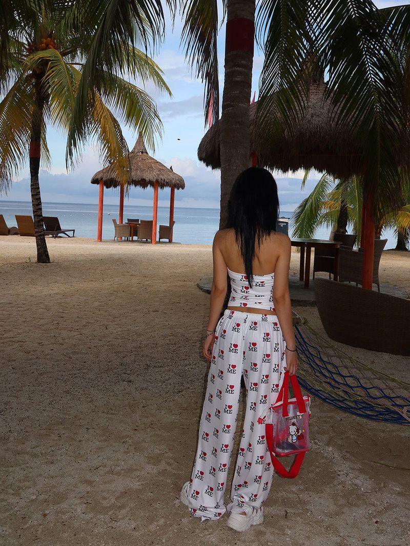 Apple Summer Mash Tote & Cross Beach Bag