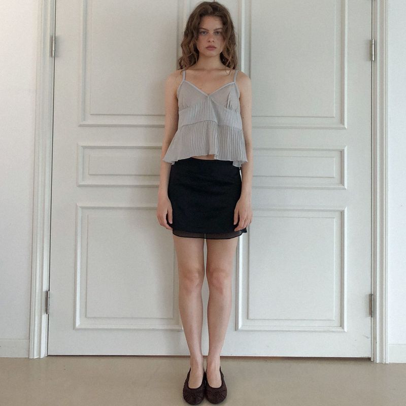 Maga sleeveless blouse (light gray)