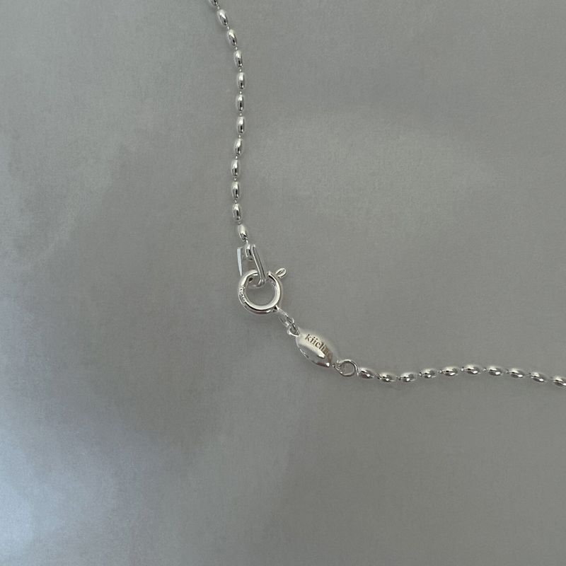 Lily Necklace