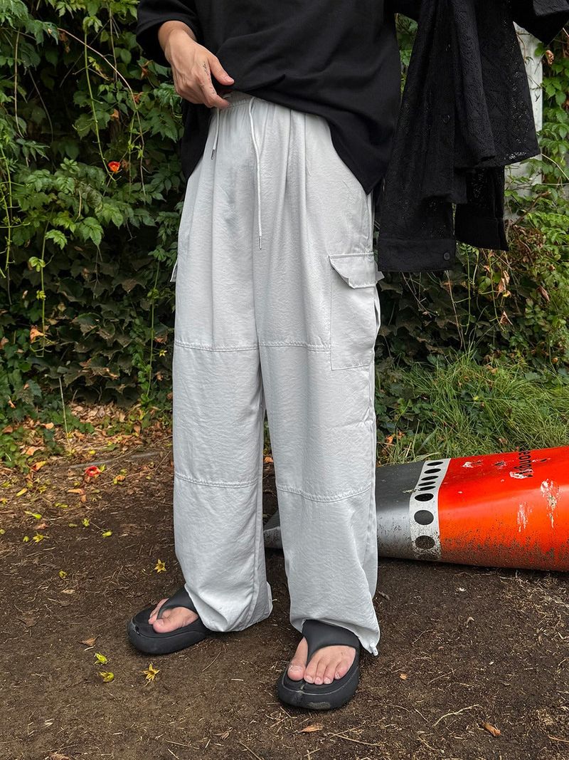 ASCLO（エジュクロ）の「[A-P0250] ライトエアーカーゴパンツ (2色)（Pants）」