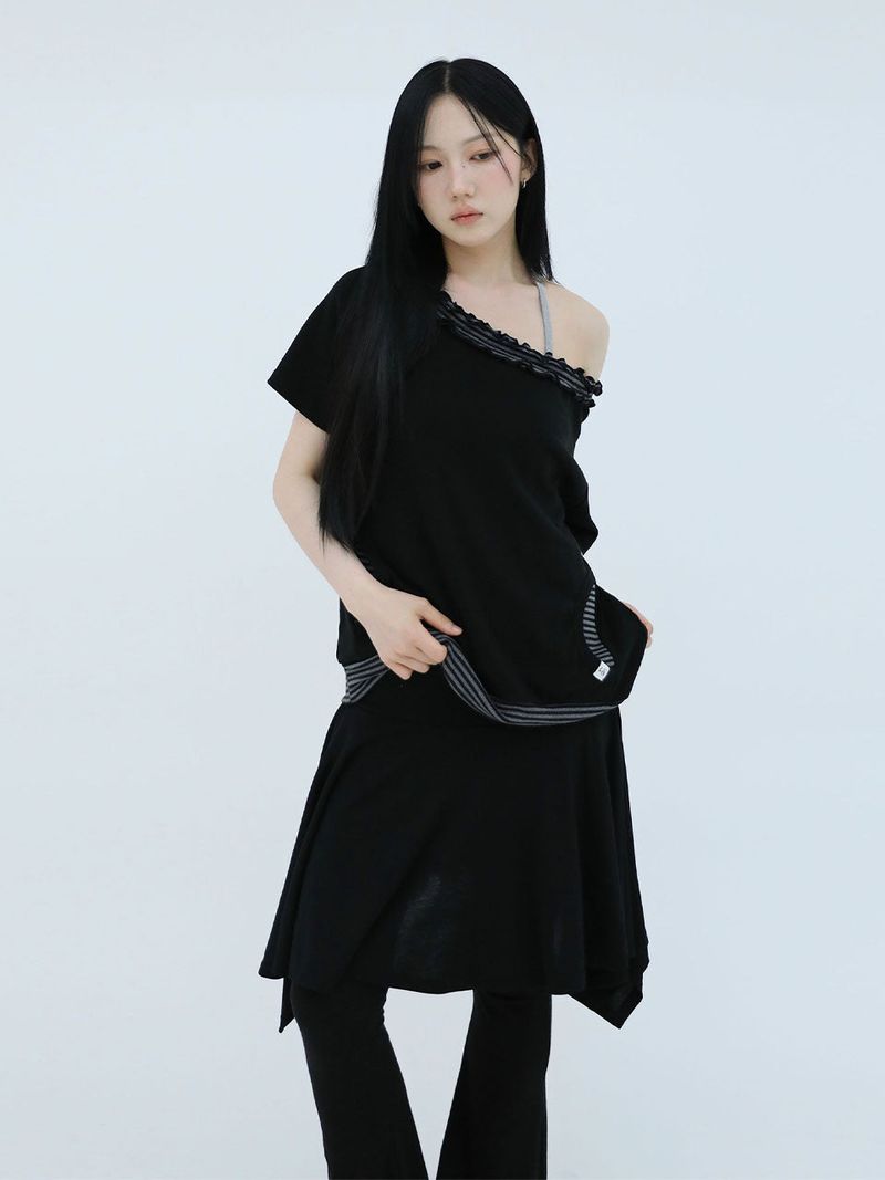 STRIPE FRILL OFF-SHOULDER(BLACK)