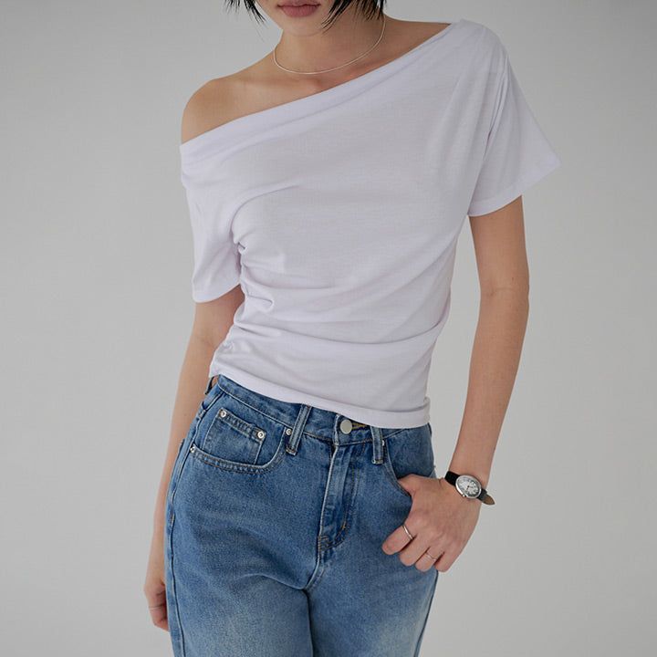 blitti（ブリッティ）の「[Bachein] One-Shoulder Shirred Short-Sleeve T-Shirt - 4 Colors（Tops）」