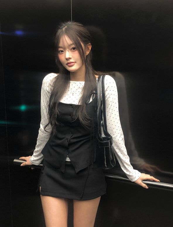 Rueun Training Slit Mini Skirt
