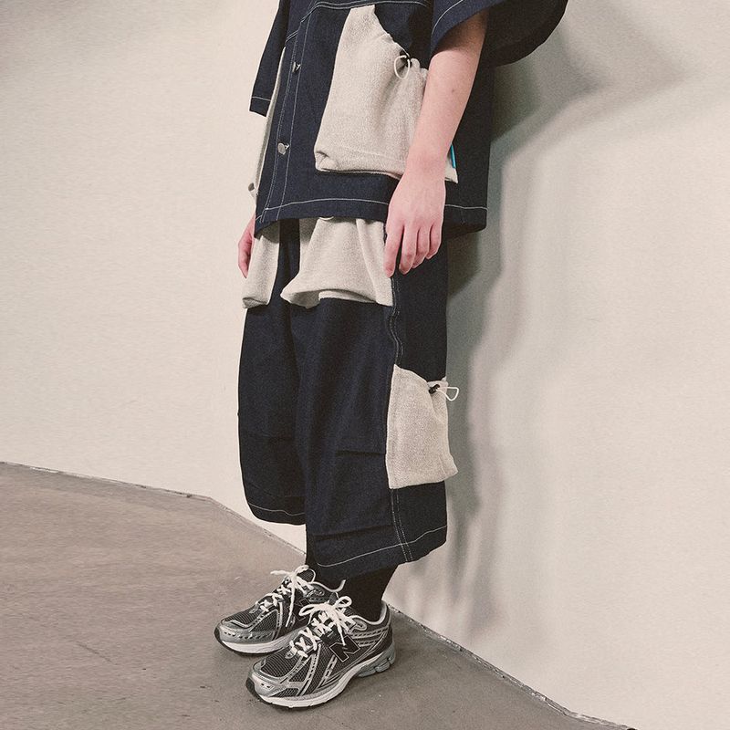 reverse terry pocket denim capri shorts_blue