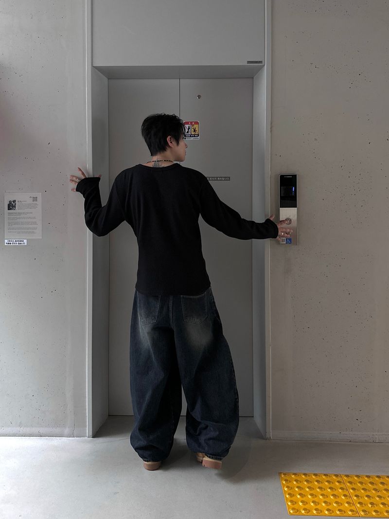 Stand Cat Balloon Denim Pants