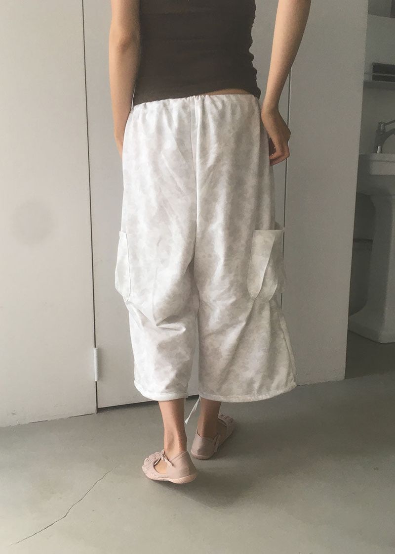 FLOWER PASTEL BERMUDA PANTS