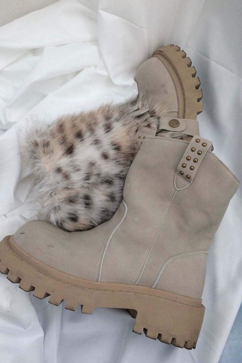 Vintage Stud Two Way Fur Boots
