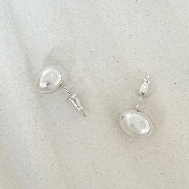 kiichaa（キチャ）の「Bean Earring_Silver（Accessories）」
