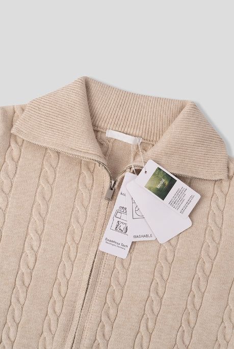 Baguette two-way cable knitwear zip-up