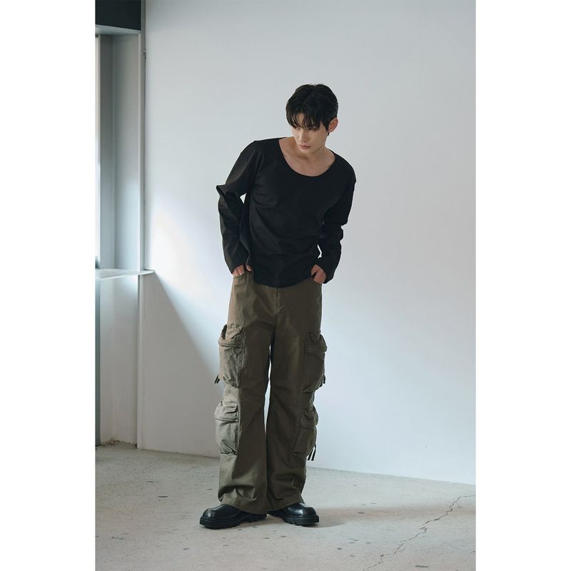 Brushed crop u neck long sleeves(Black)