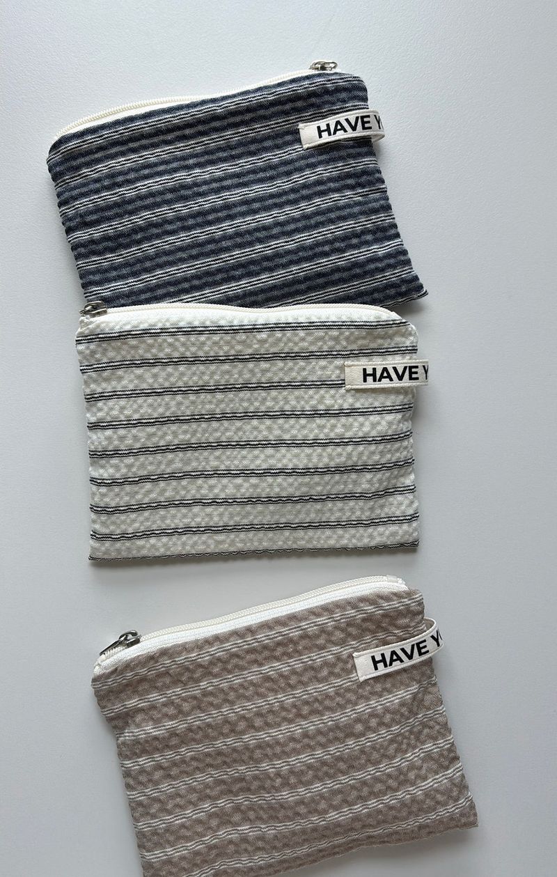 Plain stripe flat pouch - beige , M size