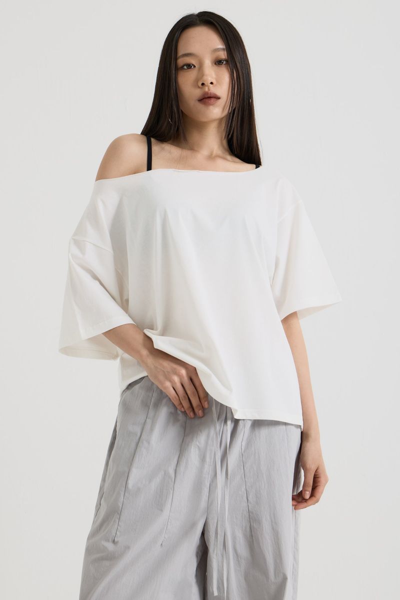 One shoulder t-shirt, White