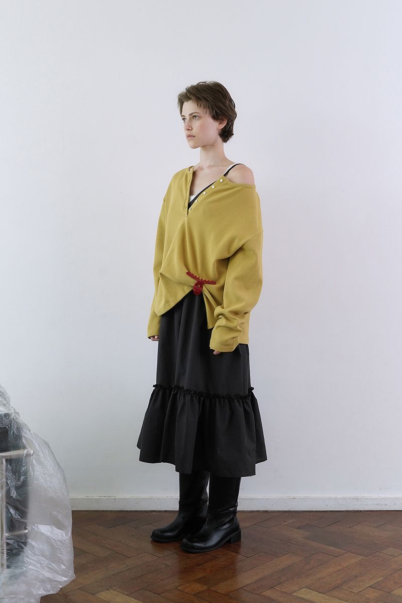 Waffle button t-shirt_mustard