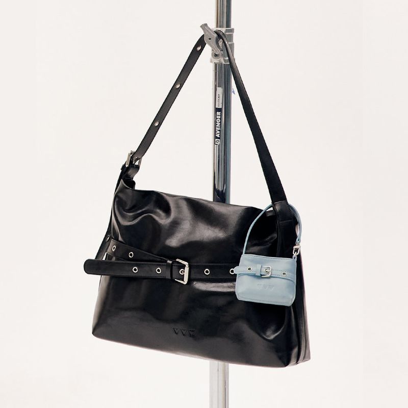 VVV（ブイブイブイ）の「[SET] Buckle Hobo Shoulder Cross Bag _ Black（Bags）」
