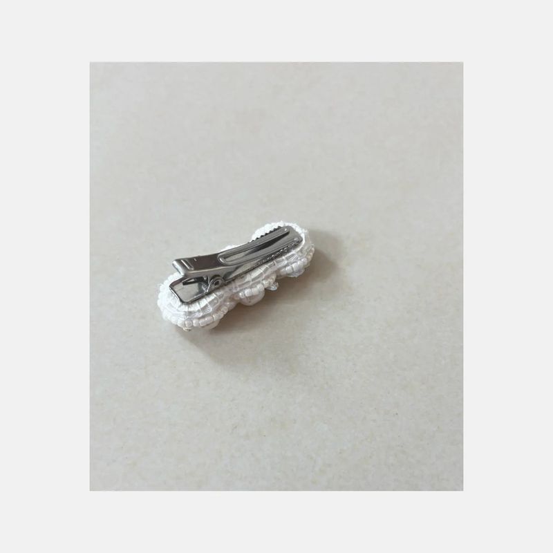 Mabel hair clip 1