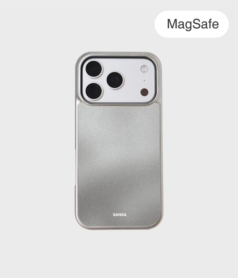 SANSA（サンサ）の「オーバーキャスト グレー シルバー アイフォン ギャラクシー ケース(MagSafe)（スマホグッズ/小物）」