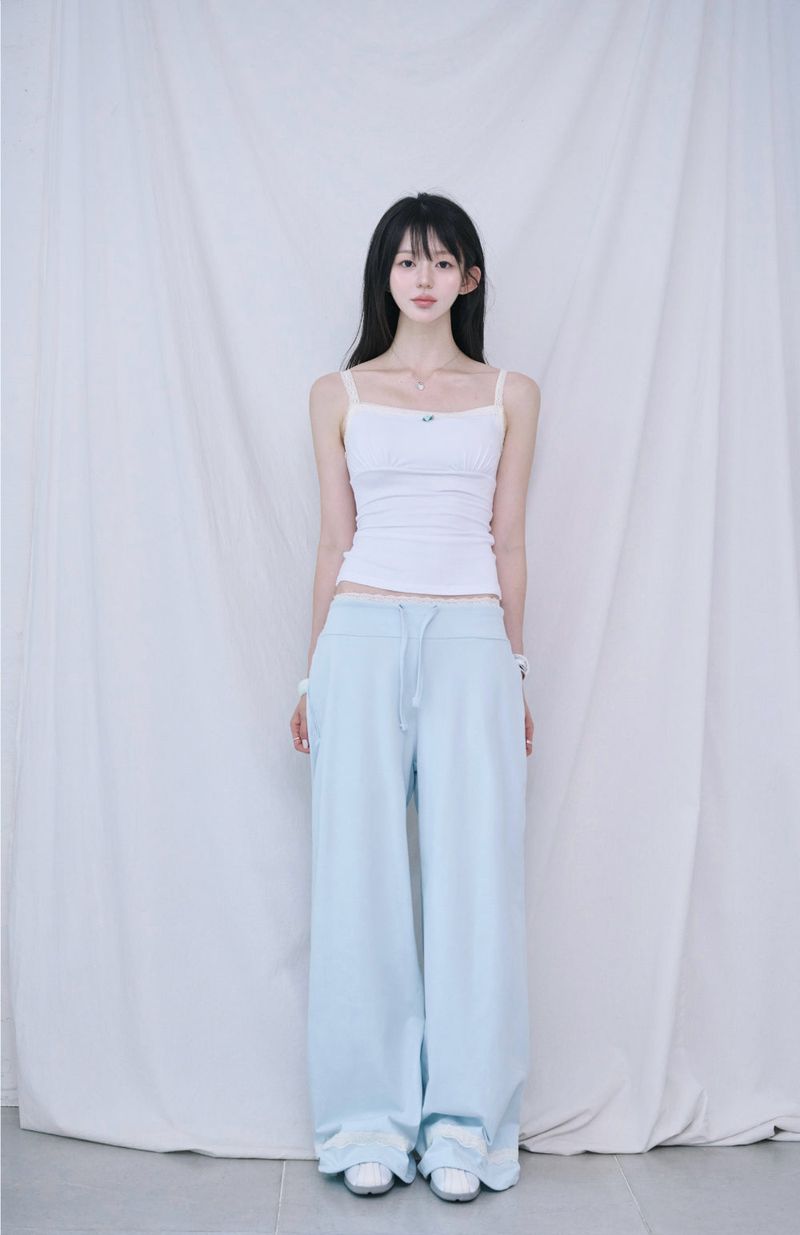 [MADE] ZANNE Fleur Rose Lace Sleeveless