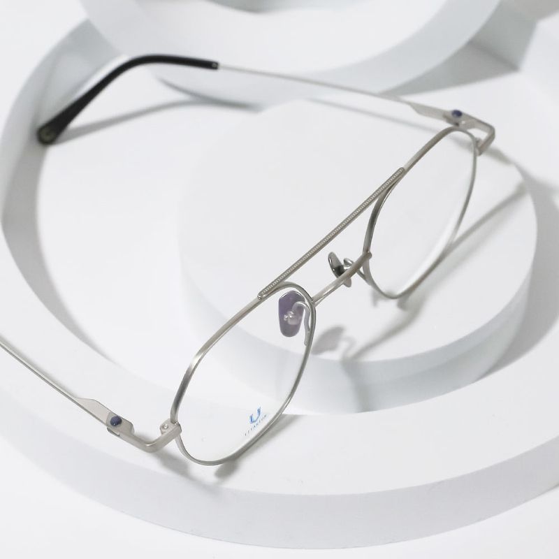 Knouun Round titanium glasses CODE. 103. A Sizzy Silver