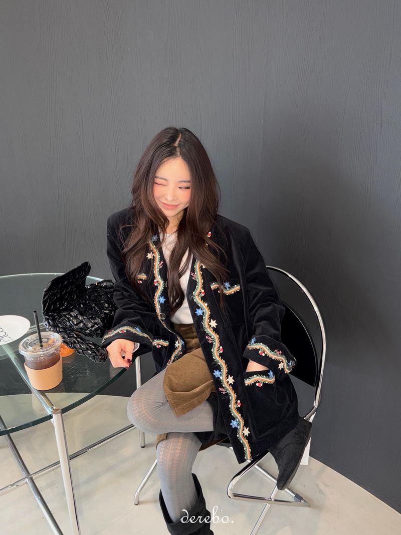 French velvet embroidered no collar jacket