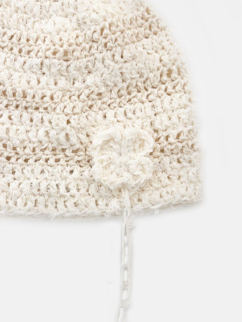 Fluffy Clover Beanie-Cream