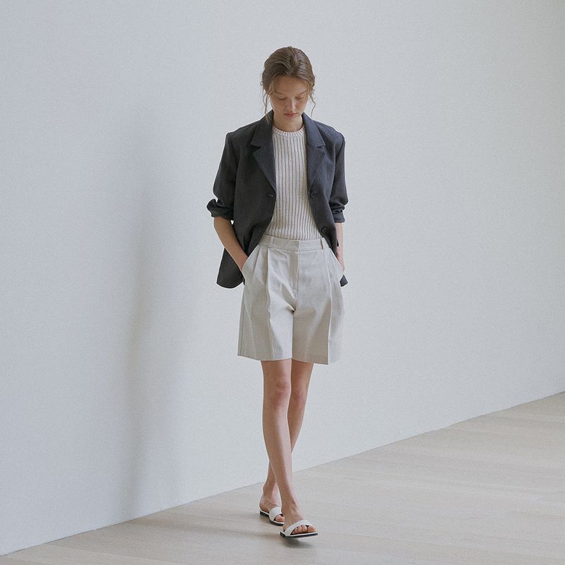 URAGO（ユラゴ）の「Cotton bermuda pants（Pants）」