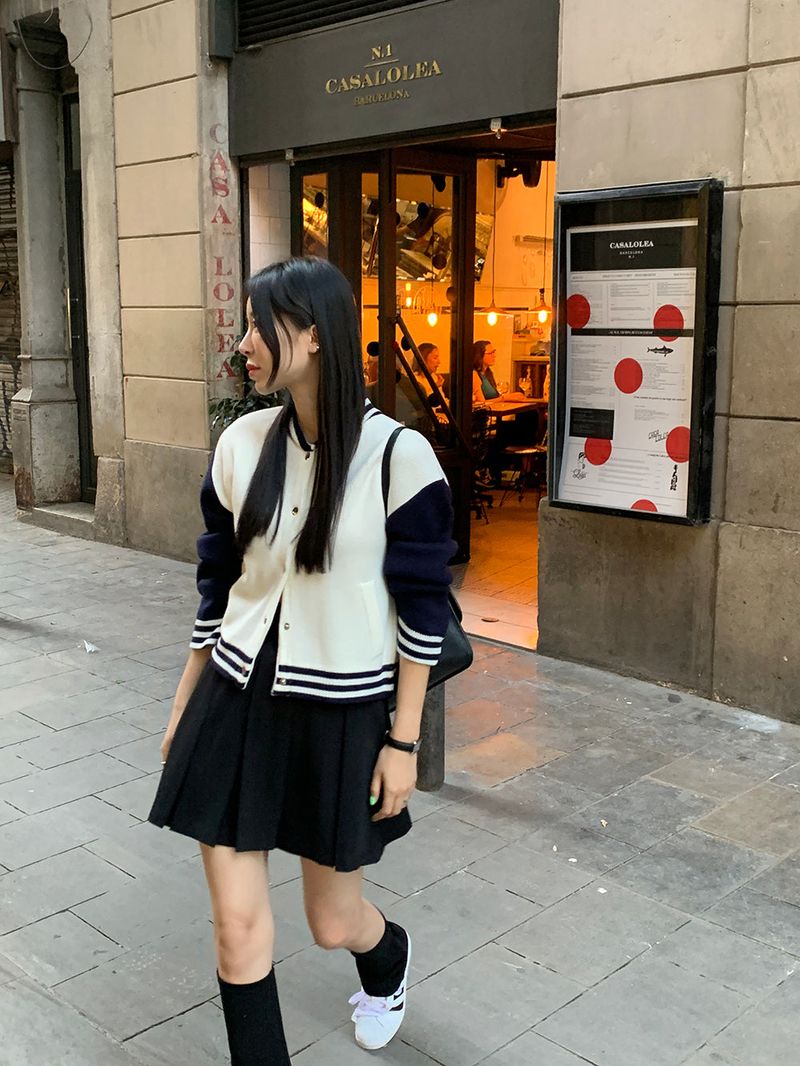 [MADE] Peto Pintuck Mini Skirt