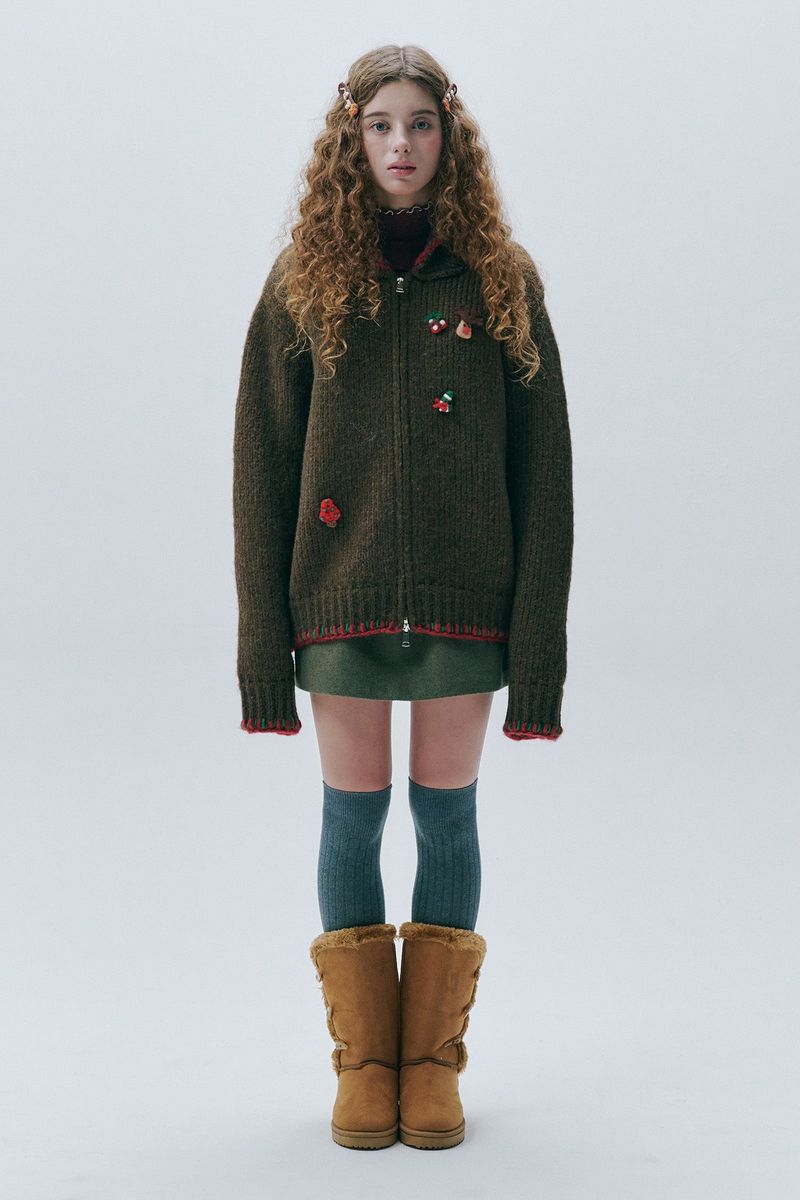 Winter Charm Zip-up Jacket [Brown]