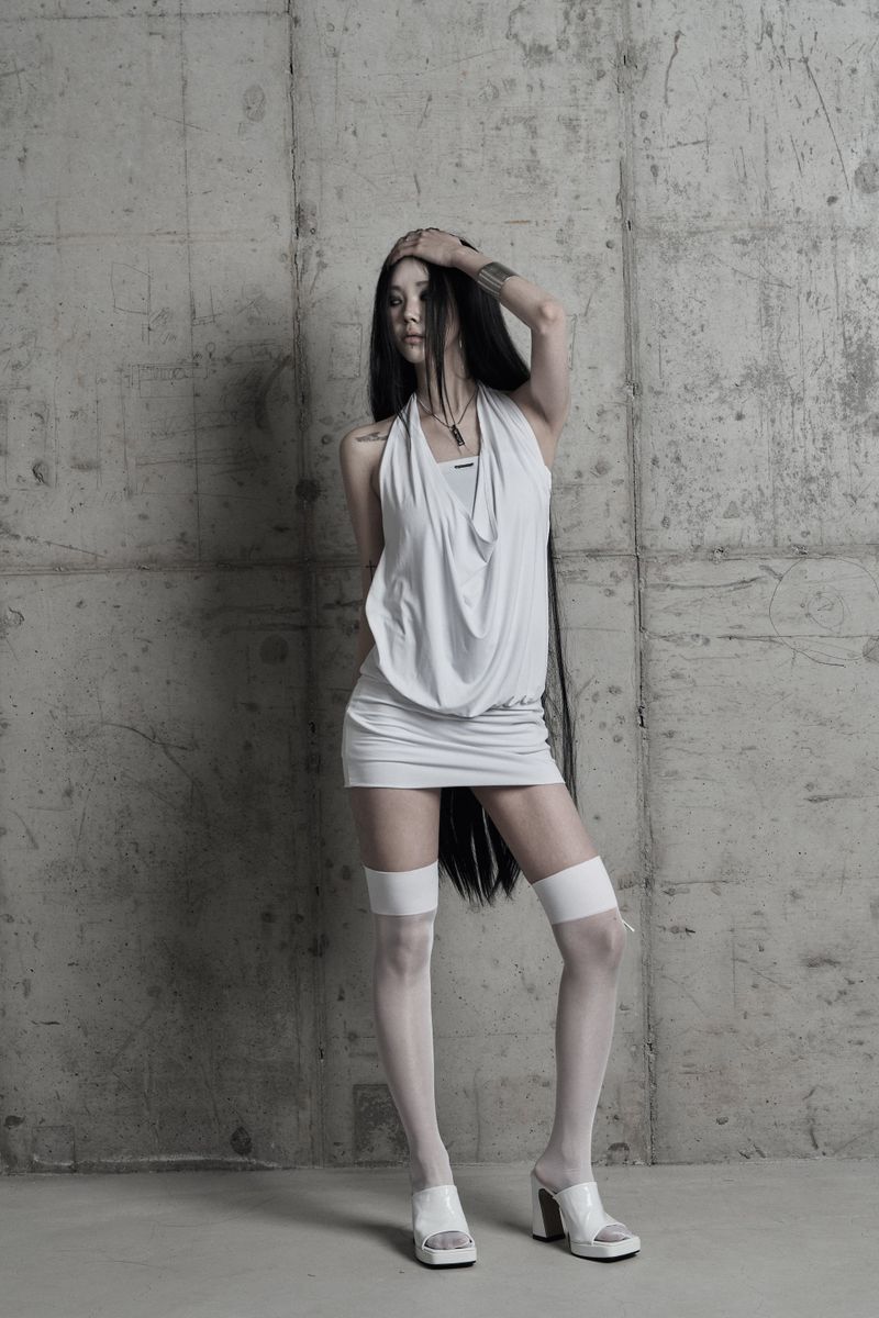 [label] cowl-neck side lace-up one-piece WHITE