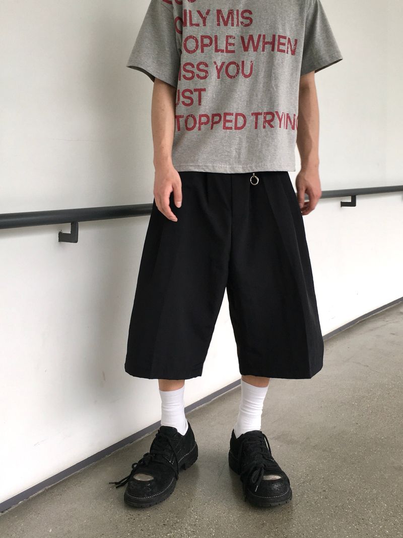 Kami CN Pintuck Keyring Bermuda Pants 3C