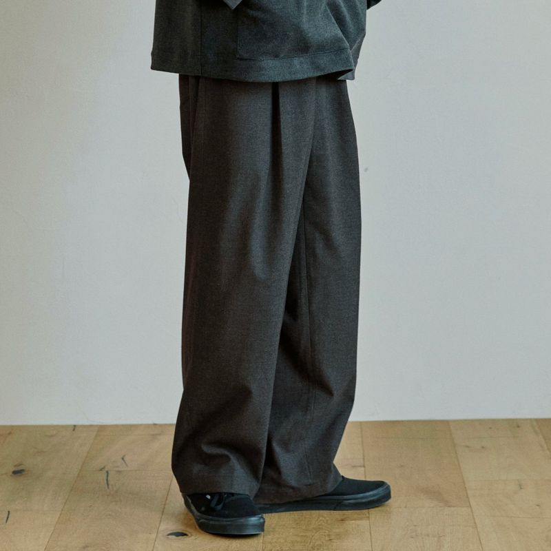 malen（マレン）の「unisex one tuck pants gray（Pants）」