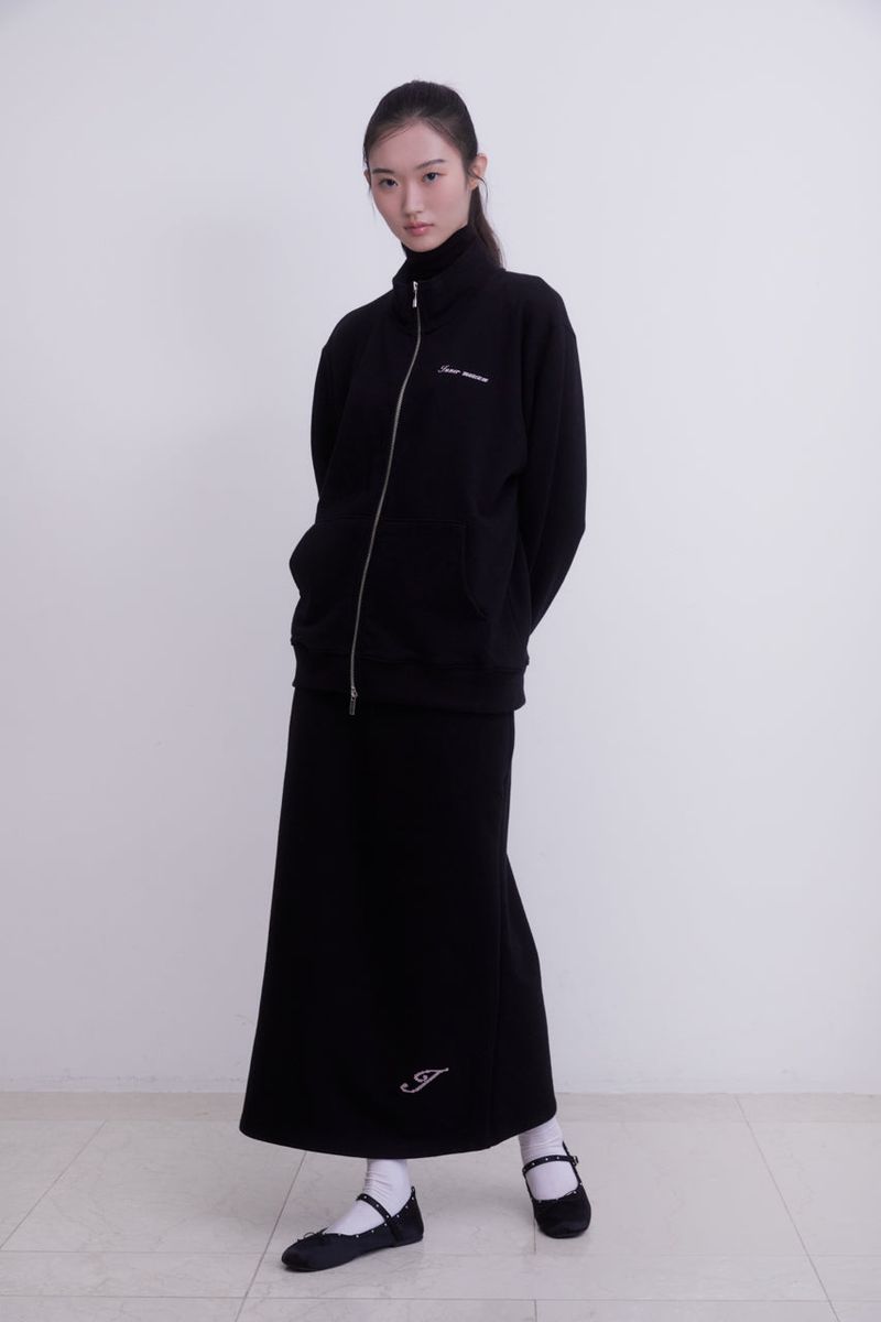 Lettering half neck two-way zip-up (BLACK)
