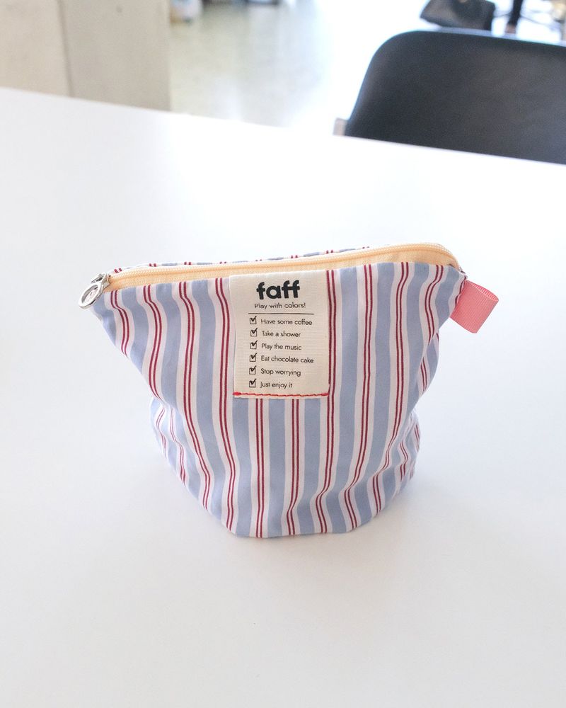 faff（ペプ）の「faff ポーチ チェリーソーダ（スマホグッズ/小物）」