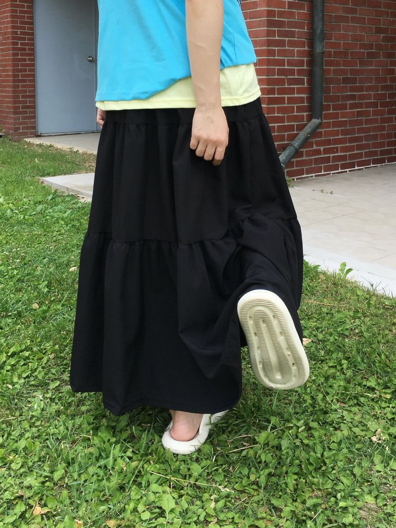 Flora Triple-Ruffle Long Skirt (2 Colors)