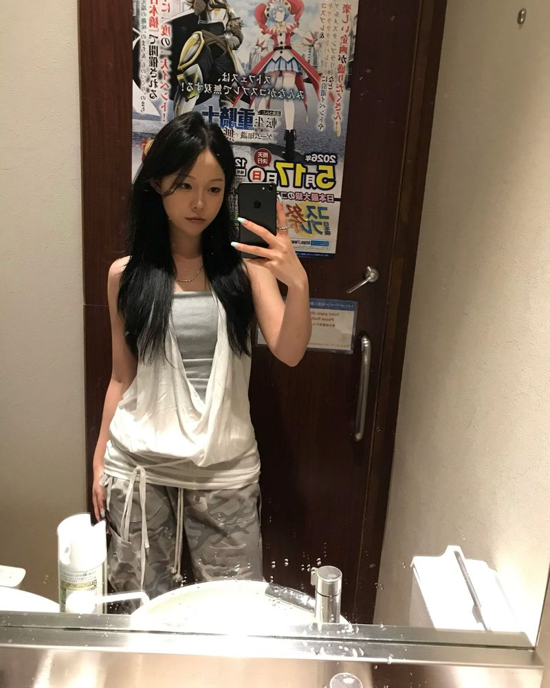 Camo capri pants