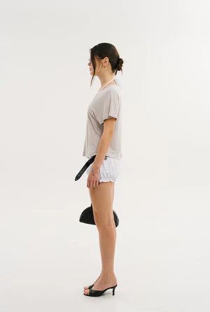 Loose snap tee