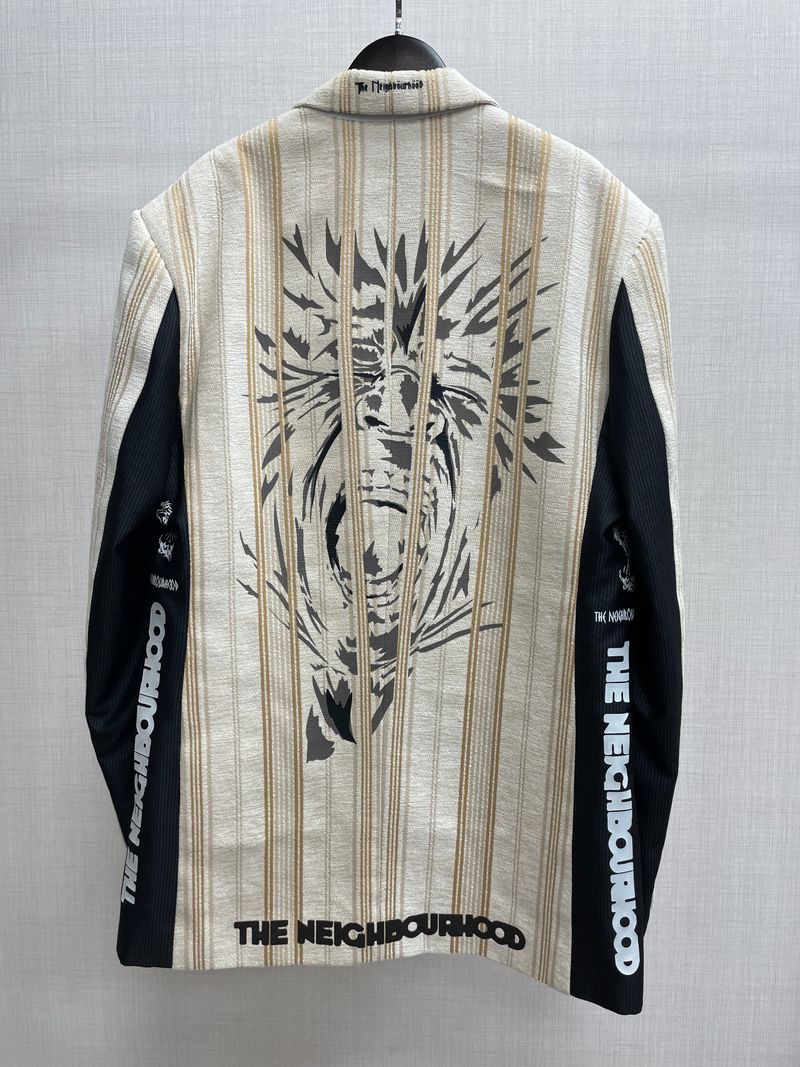 Creamy Gold Line and Black Pattern Suit
