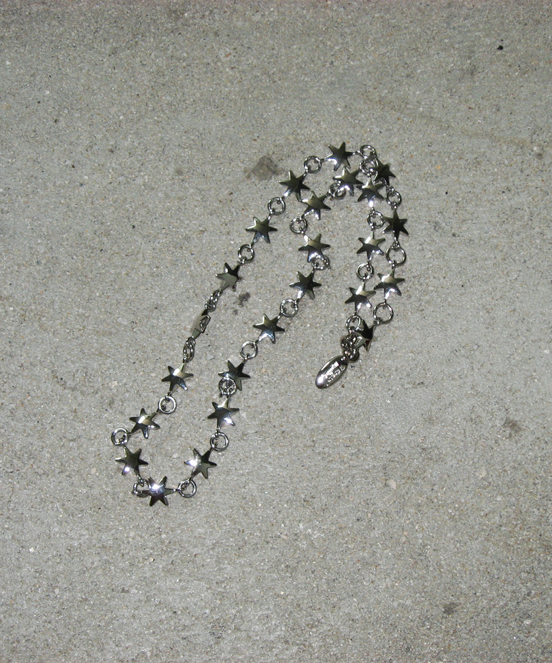 Star loop necklace