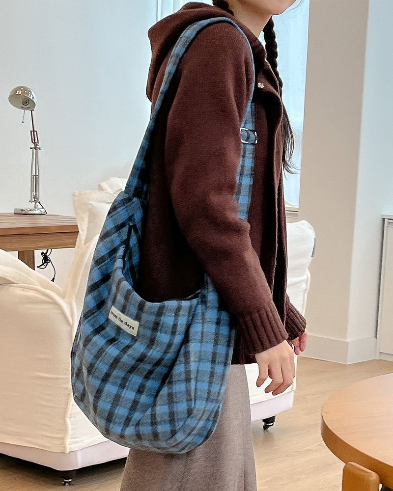 【MADE】Checkered wool big cross bag