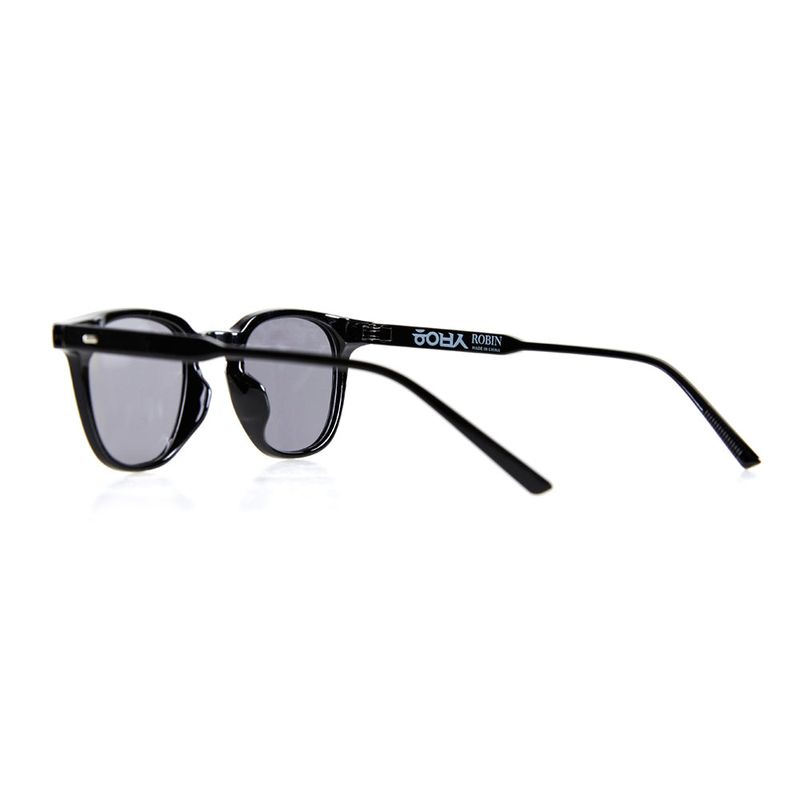 Robin Black / Black UV Lens