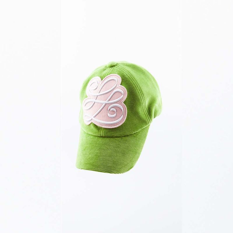ETERNAL YOU(エタナールユー)の「Clef(Hats)」