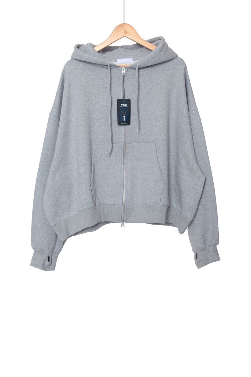 Napping hand warmer hooded zip-up