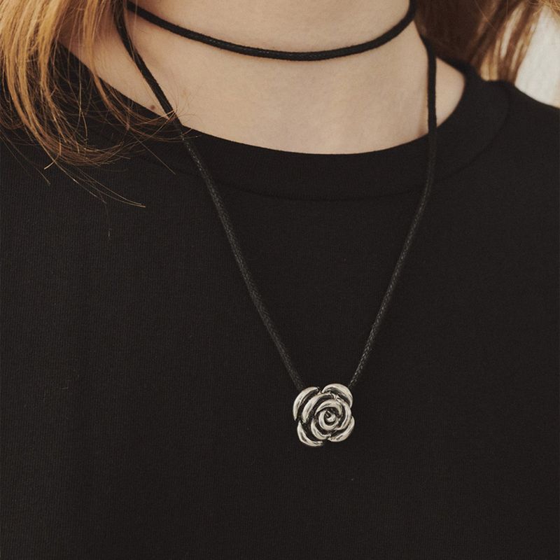 Signature Rose Choker