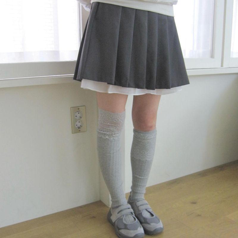 レースニーソックス