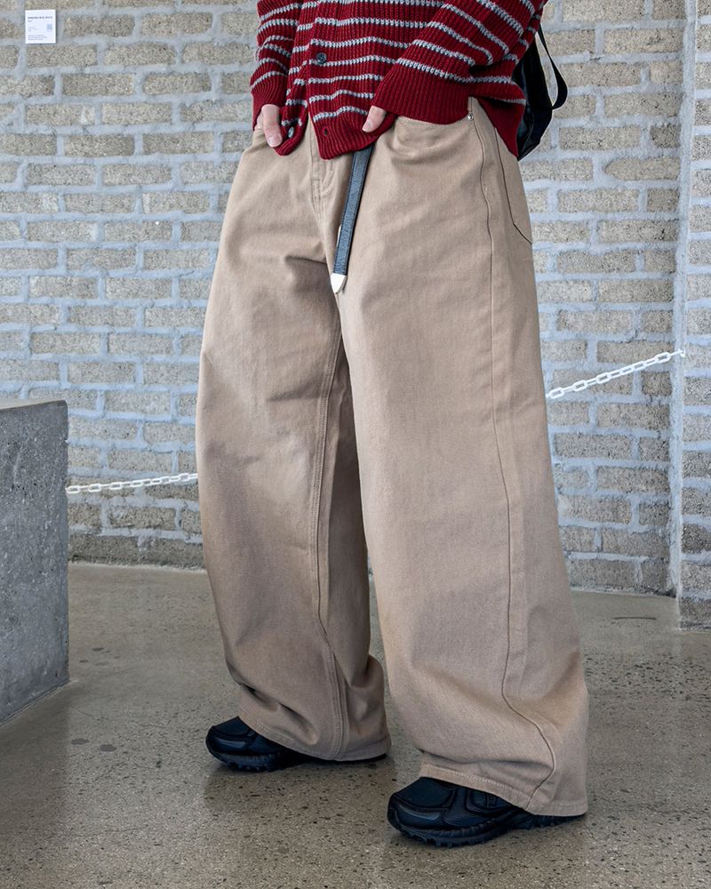 JIIGEUM（ジグム）の「ウシコットンワイドパンツ（パンツ）」