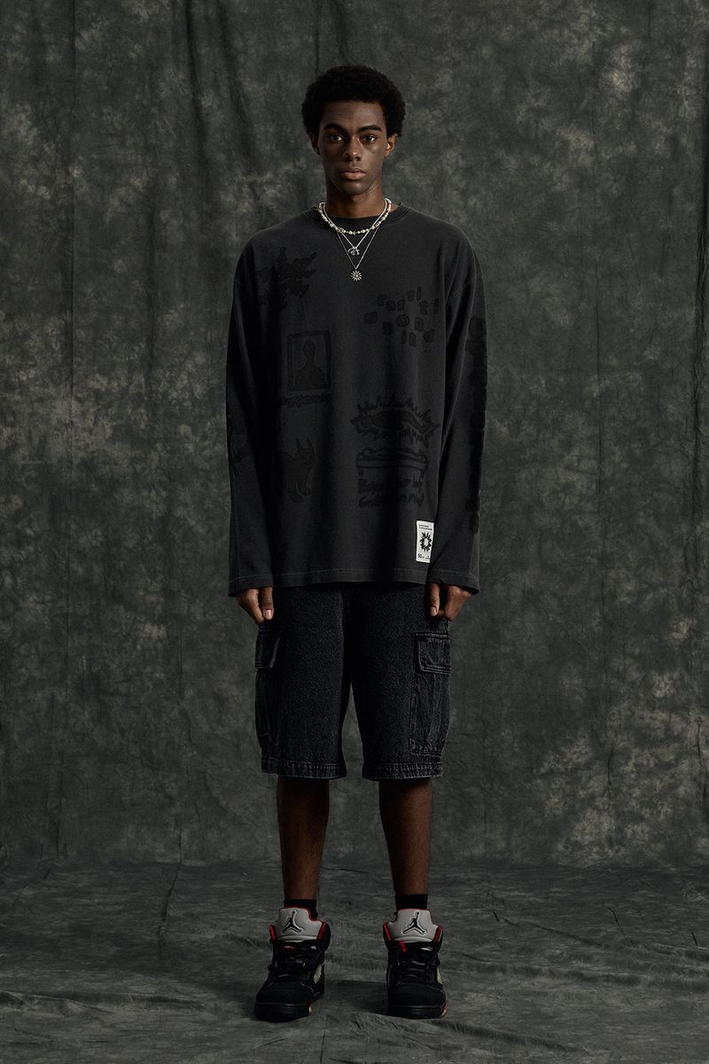 GRAFFITIONMIND（グラフィティオンマインド）の「Graffitionmind グラフィティ長袖ピグメントTシャツ (Charcoal)（トップス）」