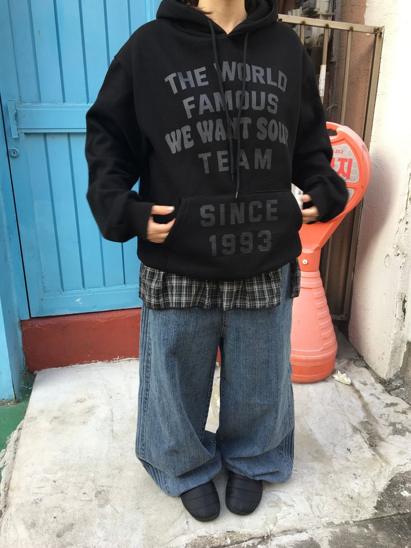  lettering hoodie