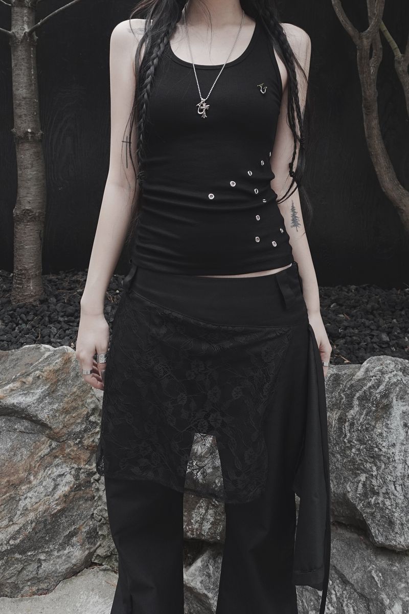 silent symbol eyelet sleeveless (black)