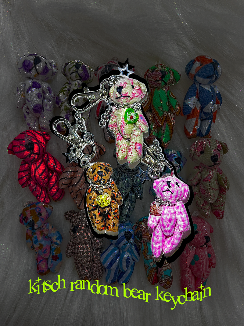 kitsch random bear keychain (random)